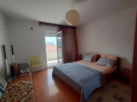 MiNa Apartments