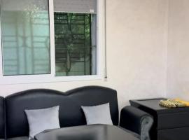 تجزئة بادس, ξενοδοχείο σε Andalouciene