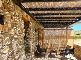 Farm House Near Of Merhia Beach In Mykonos, ξενοδοχείο σε Merchia Beach