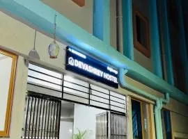 Devashrey Hostel - Zeus