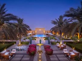 Aldhafra Desert Resort, Vignette Collection by IHG, hotel di Madīnat Zāyid