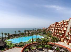Holiday Premium Resort、ベナルマデナのホテル