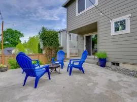 Walk to Trails and Golf Sedro-Woolley Retreat!
