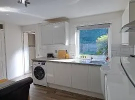 Charming 3 bed near A1 and central Peterborough