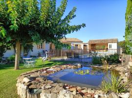 Le faré tchanqué chambre d'hôtes, parking gratuit sur place, 3-Sterne-Hotel in Cavaillon