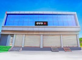 Hotel O Royal vaid G Guest House, hotel v destinaci Pilkhua