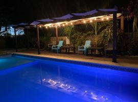 Casona La Carolina، كوخ في سان أندريس