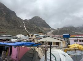 NILKANTH CAMPS &Treks, luxusní stan v destinaci Kedārnāth