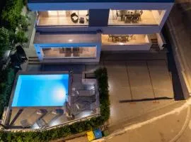 Apartments with pool Villa Zora