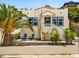 Cozy Ocean Beach Bungalow