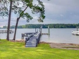 Deck and Views Lake Murray Escape in Chapin!