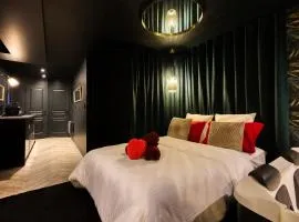 Évasion Romantique Studio Vert Élégant pour 2 Proche RER C