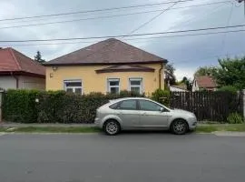 Hideaway house 01 with garden & yard and free parking