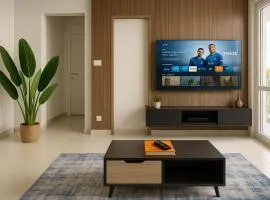 The Serene - Modern Luxury Apartment