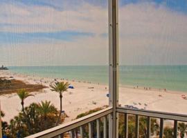 Crescent Arms Condominiums, hotel in Siesta Key