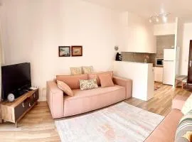 Cosy and Comfy Apartment 2 min walk to the beach