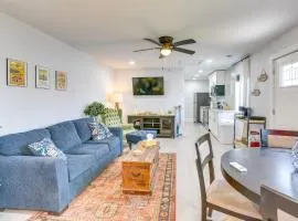 1 Mi to Pleasure Pier Walkable Home in Galveston