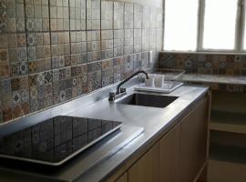 3 BR house 1AC y garage in Parque de la Marimba, villa in Tuxtla Gutiérrez