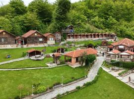 Etno Selo Jasika, hotel v destinaci Prizren