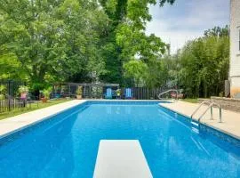 Swimming Under the Stars Lynchburg Apt with Pool!