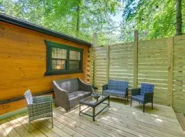 1 Mi to Dale Hollow Lake Rustic Cabin with Deck