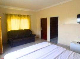 Marluther Hotel, hotel v destinaci Aburi