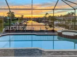 Sunset Views and Dock Canal-Front Punta Gorda Home!
