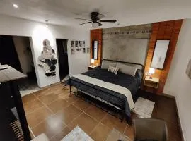 Casa Aceves & Bueno Hotel Boutique