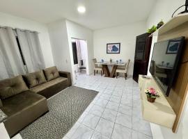 APT-2S Grande para 4 pessoas com Ar-condicionado e Garagem a 1 min da rodoviária de Petrolina, Hotel in Petrolina