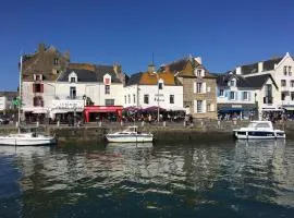 Charmant gîte au rez-de-chaussée avec cour fleurie, centre historique du Croisic, plage à 900m - FR-1-306-916
