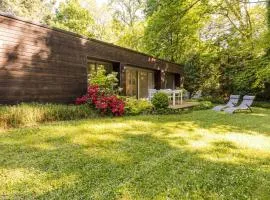 Gîte Contemporain avec Jardin et Parking à La Chapelle-sur-Erdre - FR-1-306-1309