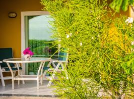 Bayview Condo, apartament a Saint John's