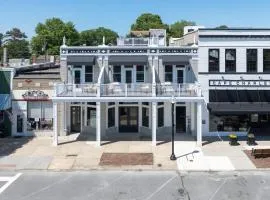 Pocahontas - Brand new condo in downtown Cape Charles!