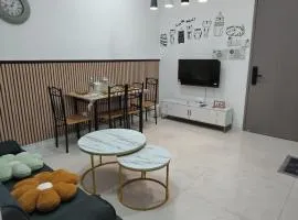 Baysuites Likas 9pax City Views L 21 near kk town
