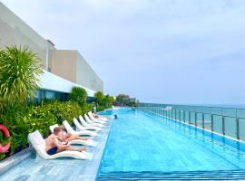 The Sóng luxury apartment - Free Swimming pool, gym, sauna!!, four-star hotel in Vung Tau