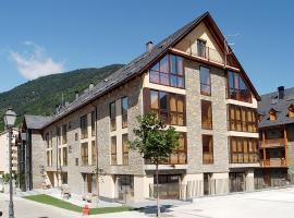 Aparthotel Nou Vielha, hotel v destinaci Vielha