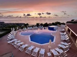 Casa Marzy- Charming Tropea Studio with Pool, Sea & Volcano Views