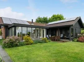 2 Bedroom Lovely Home In Odder