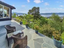 Nice Apartment In Bergen With Wifi
