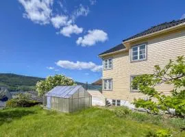 Lovely Apartment In Lillehammer