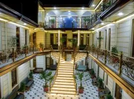 Grand House Real Estate