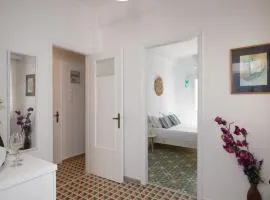 Mykonos Townhouse Gem