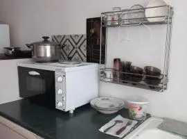 Private room at 2 km from Airport