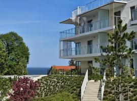 Mechelinki, Apartament z ogródkiem, widokiem na morze i aneksem kuchennym, ξενοδοχείο σε Mechelinki