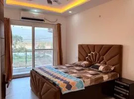 Your Happy Home, 2BHK with Mesmerizing Ganga View