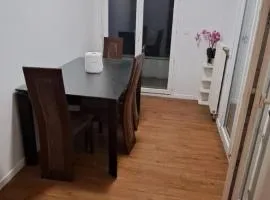 chambre chez raissa , pièces communes partagées