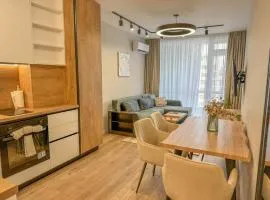 1BR Apartment with a Free Designated Parking Space