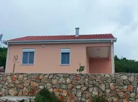 House Mala Moskva