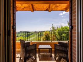 Casa Jo - Country Home with Sea View and 3 Private Ensuite Rooms, hotel v destinaci Lapedona