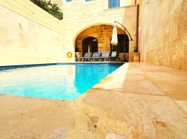 Peonja Suite, hotel v destinaci Xagħra